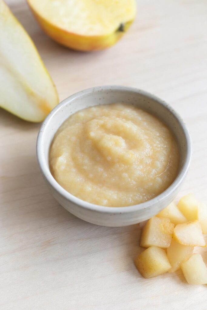 Apple‑pear purée with millet for the little ones